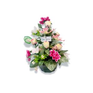 coupe de fleurs artificielles